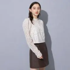 新品未使用✨Rirandture レース 長袖 ブラウス ベージュ パフスリーブのサムネイル