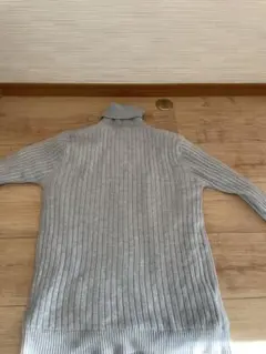 タートルネックセーター　ニット　グレー　XL メンズ　細身　女性も着用可