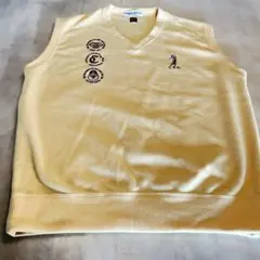 キャプテンサンタ　クリーム色 Vネック ベスト