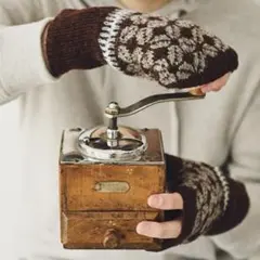 Item thumbnail for item bdf69038-c734-4fa1-a229-e6c7e457add9