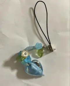 【ハンドメイド】ハートのチャーム ストラップ