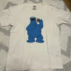 UNIQLO KAWS SESAME STREET Tシャツ