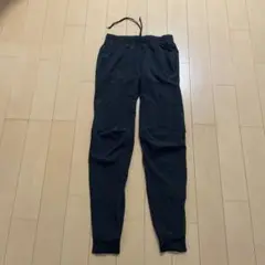 adidasトレーニングパンツ