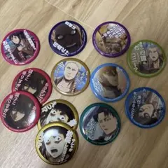 進撃の巨人　缶バッジセット