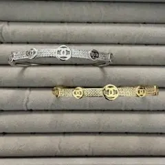 CHANELノベルティバングル　ブレスレット ゴールド シルバー　母の日　セット CHANELノベルティバングル ブレスレット ゴールド シルバー 母の日