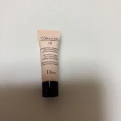 Dior コンシーラー　1N 試供品