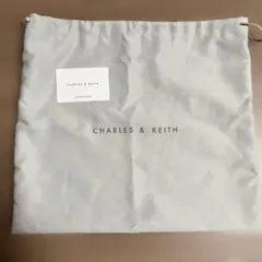 CHARLES & KEITH 巾着 グレー