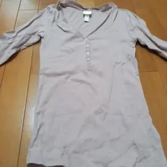 H&M ピンク Vネック 長袖 Tシャツ XS