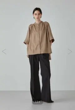 アドーア カレンダーストレッチ モカ