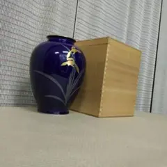 Item thumbnail for item 38547960-a234-45aa-8ba8-4a37d6e3b926