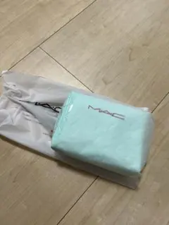 MAC ホリデー　ノベルティ『最安値』お値下げ不可