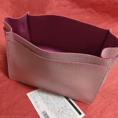 Item thumbnail for item d5f61801-2c8b-44e4-8f3b-f76c590be873