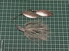メガバス　Vフラット　スピナーベイト
