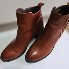 ノイエディフュージョン ショートブーツ レザー スクエアトゥ　ブラウン