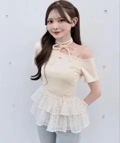 NOMAE ドットワンショルペプラムトップスのサムネイル