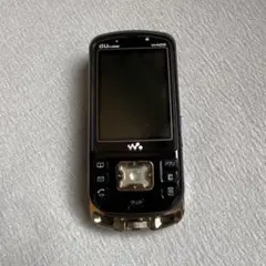 Sony Ericsson ウォークマン ブラック ゴールド W42Sのサムネイル
