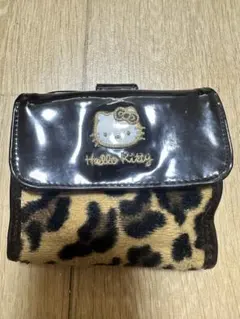Hello Kitty 二つ折り財布 レオパード柄のサムネイル