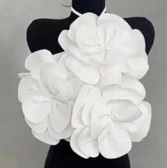 【最安値】ホワイトフラワーモチーフキャミソール