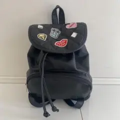 JENNI キルティングパッチ付き黒リュック