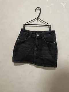 ブラックデニムタイトスカート