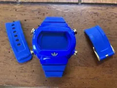 ジャンク　adidas デジタル腕時計 青のサムネイル