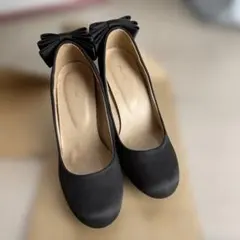 リボン付き黒ハイヒール 23.0 【値下げ】