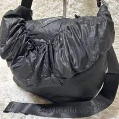 Item thumbnail for item 68824d7c-4cac-43a6-bc61-fd7bca5c2e5a