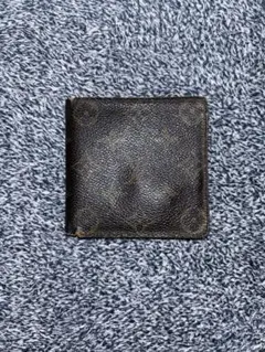 ルイヴィトン モノグラム 二つ折り財布 M61652