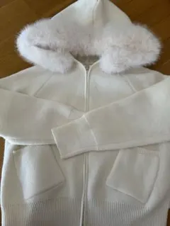 sheinファー付きニットパーカー