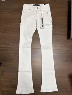 VALABASAS ホワイト ブーツカットデニム 30インチ - メルカリ