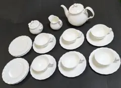 ノリタケ　ボーンチャイナ　ホワイトティータイムセット