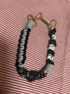 パラコードストラップ