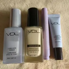 VDL リキッドファンデーション＆プライマーセット おまけ付き