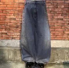 Item thumbnail for item cc5e91dc-e6e4-408d-aaaa-72ddd959f1d7