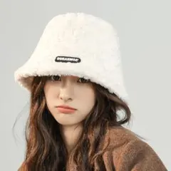 ボア ファー バゲットハット　白 モコモコ 韓国 【残り1点】帽子 レディース
