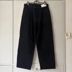 新品未使用　ユニクロ　ワイドストレートジーンズ　ダークグレー　W28