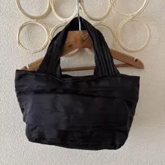 Item thumbnail for item e7cc154b-37c5-4e93-a55a-6adf92631406