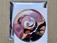 など 缶バッジ お菓子の魔女 ベベ AVIOT まどマギ 魔法少女まどか☆マギカ AVIOT 魔法少女まどか☆マギカ[新編]叛逆の物語 TE-V1R-MMM｜劇場版 ピンズ・ピンバッジ・缶バッジ
