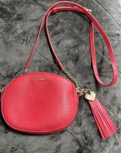 フルラ ショルダーバッグ　タッセル　ハート　チェーン