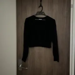 ブラック M ボタン付き長袖カーディガン　　GU