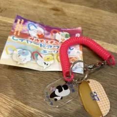 パンダイラスト付きピンクキーホルダー