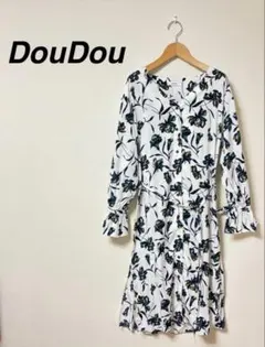 ✅ 【新品未使用タグあり】DouDou ロングワンピース 花柄 夏服　ワンピースのサムネイル
