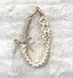 パール×リボンパラコードハンドストラップ ベージュ ゴールド金具 上品大人可愛い