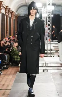 2026年最新】Kiko Kostadinov チェスターコートの人気アイテム - メルカリ