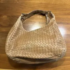 Item thumbnail for item 82f1380c-ede8-4d5d-94b1-134a12c78892