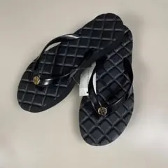 新品未使用TORY BURCH ビーチサンダル ブラック サイズ6のサムネイル