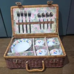 ピクニックバスケット&食器カトラリーセット Amazon｜ピクニックバスケット 柳かごバスケットセット 食器