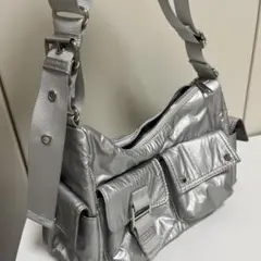 GU ショルダーバッグ