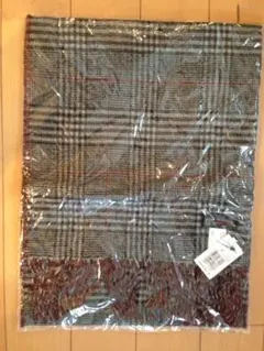 新品、タグ付きミッシェルクランのマフラー