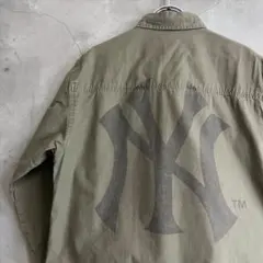 ニューヨーク・ヤンキース 刺繍 ミリタリージャケット MLB ワッペン 古着